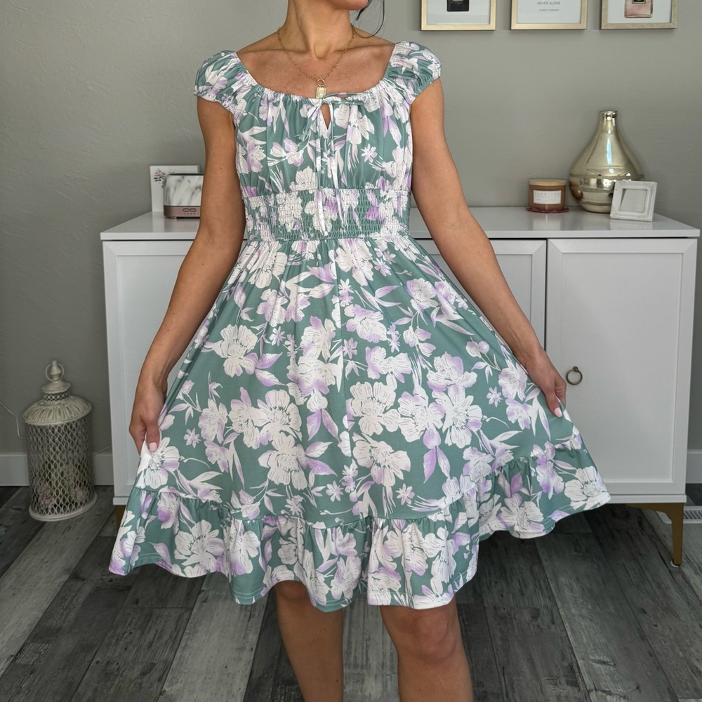 Grace Karin Floral Ruffle Dress | Size Small | NWT Stretchy Smocked Waist